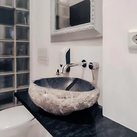 Maracoon - Loft City Center Apartment